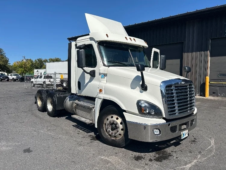 2019 Freightliner Cascadia in Albany, NY