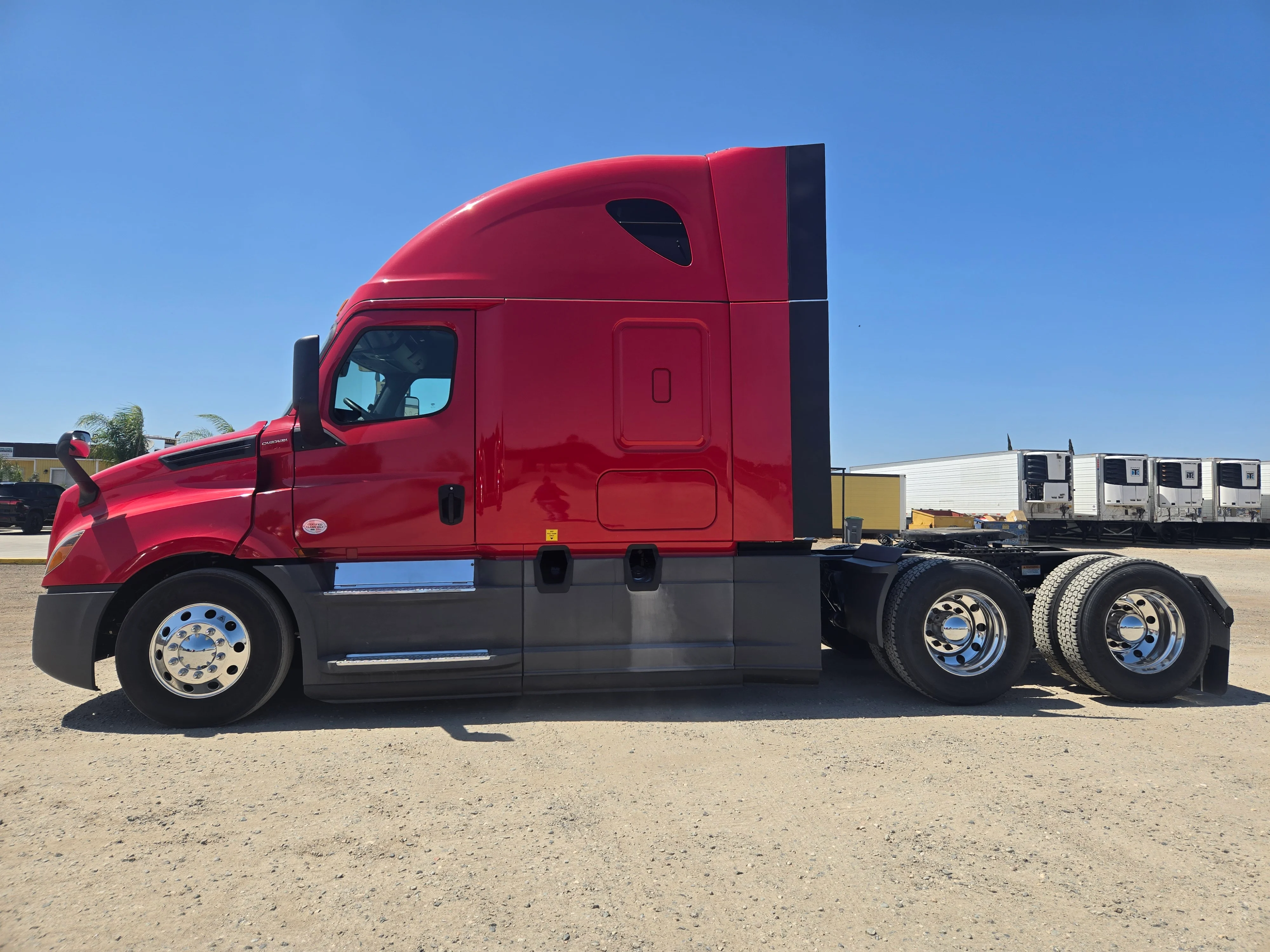 2020 Freightliner Cascadia in Fresno, CA — photo 8