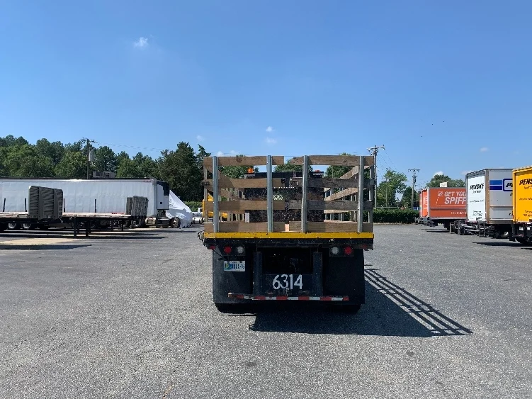 2020 Freightliner eM2 in Concord, NC — photo 7