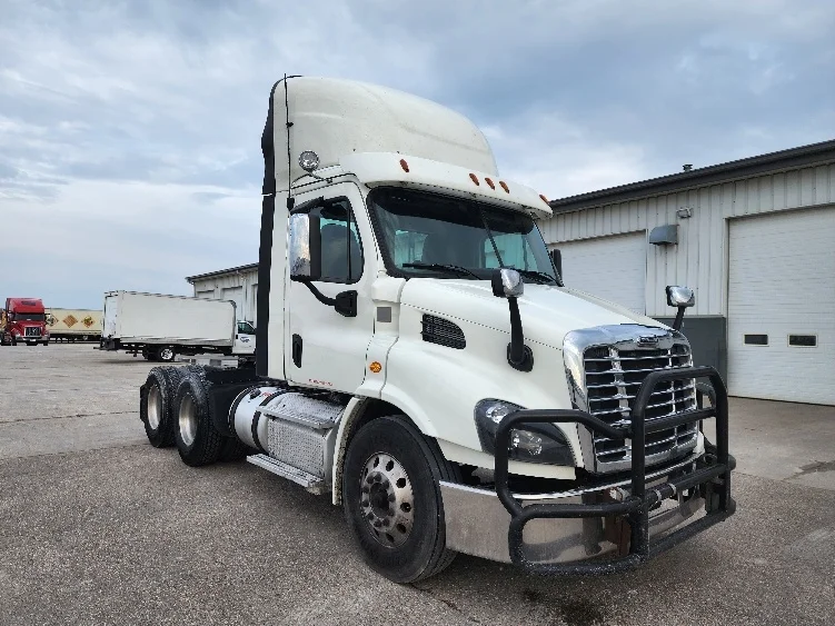 2018 Freightliner Cascadia in Sturtevant, WI