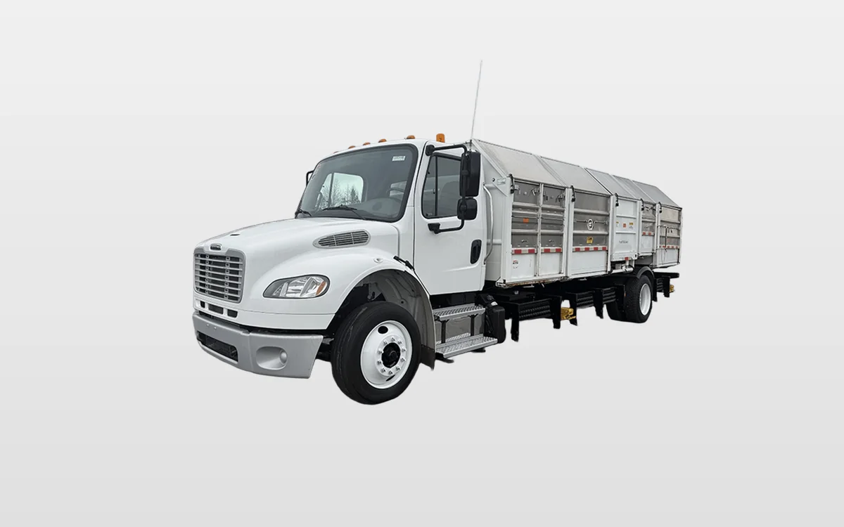 2020 Freightliner M2 106 - image 1