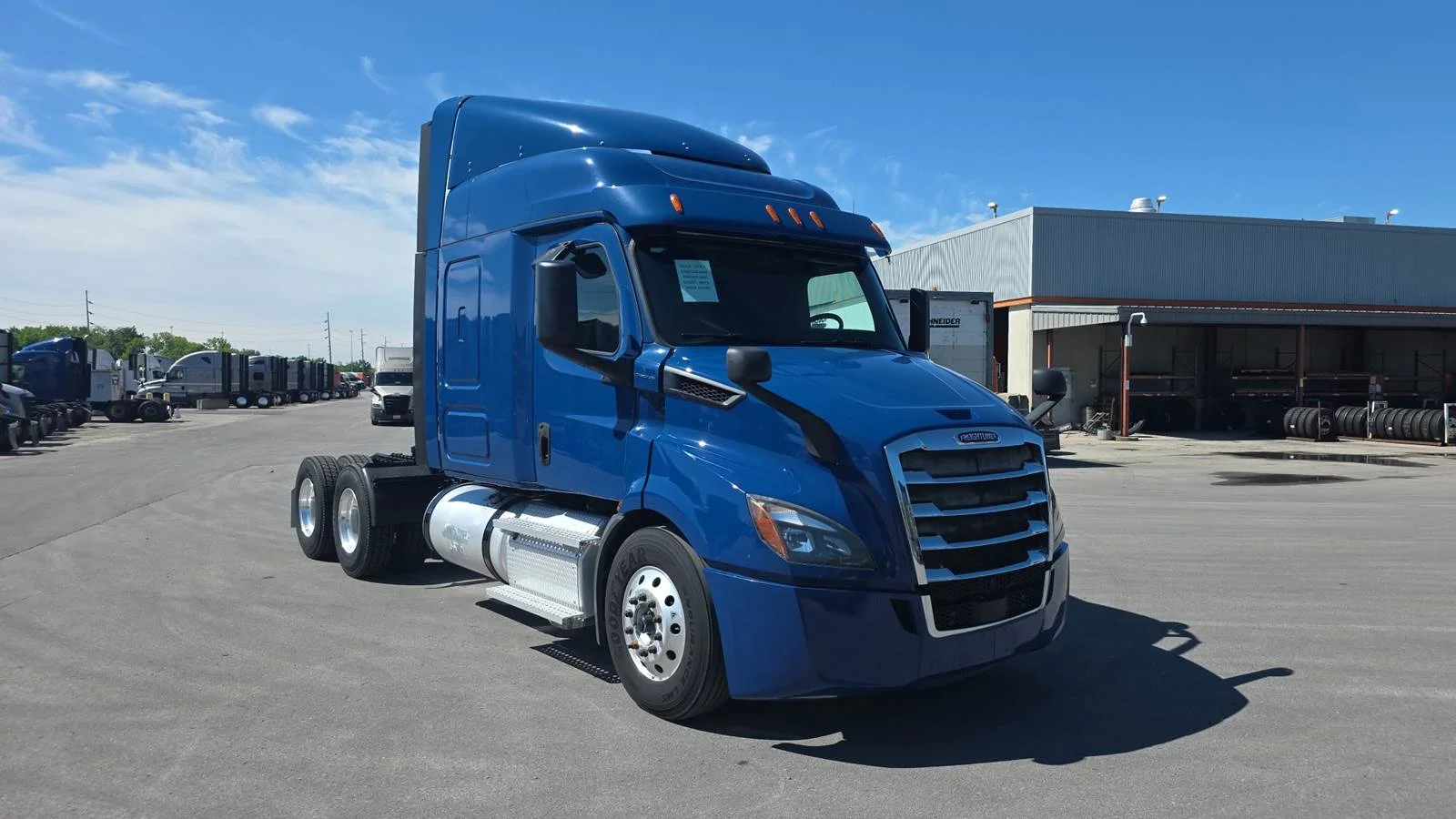 2020 Freightliner Cascadia in Indianapolis, IN
