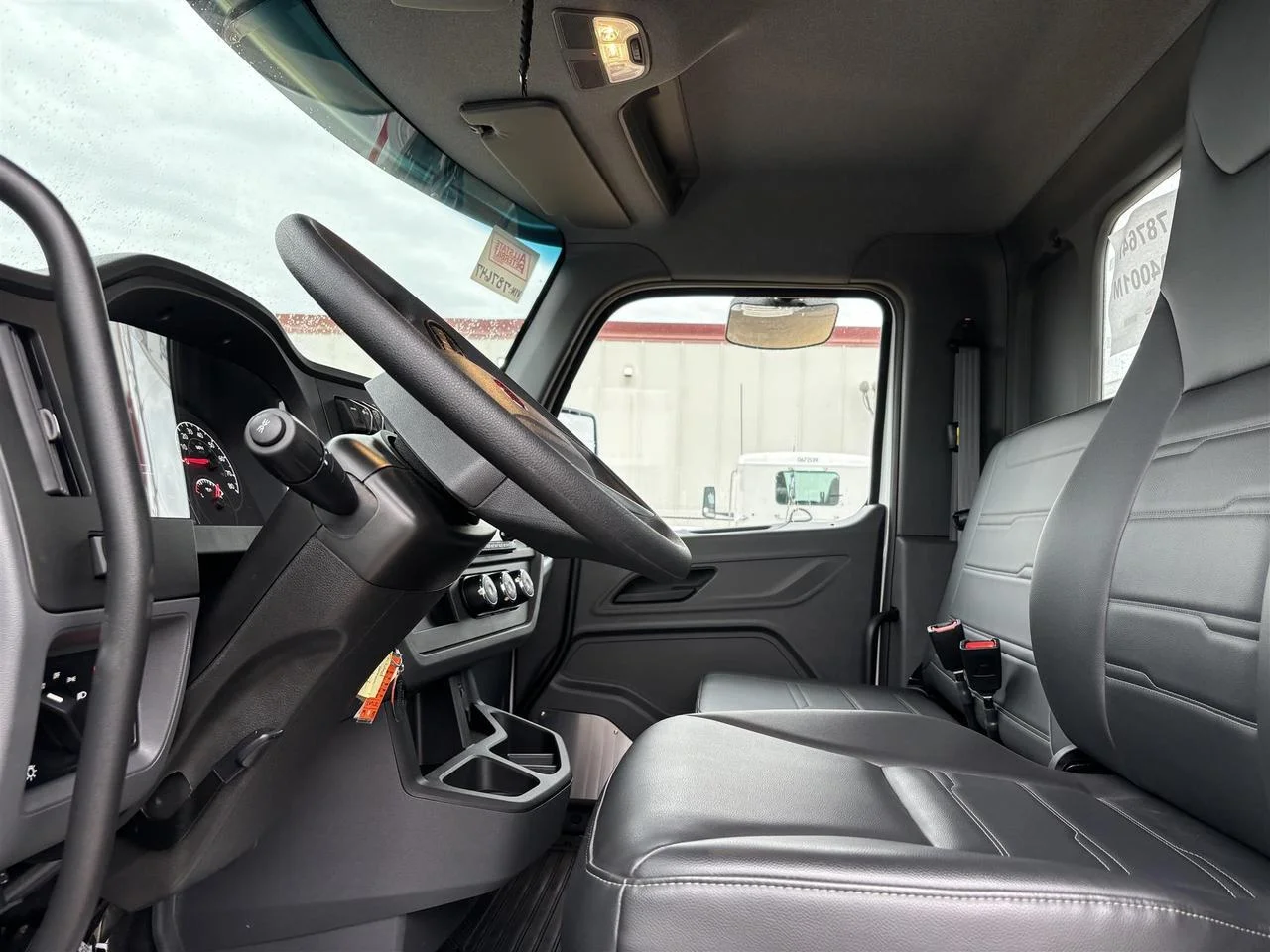 2026 Peterbilt 536 - image 5