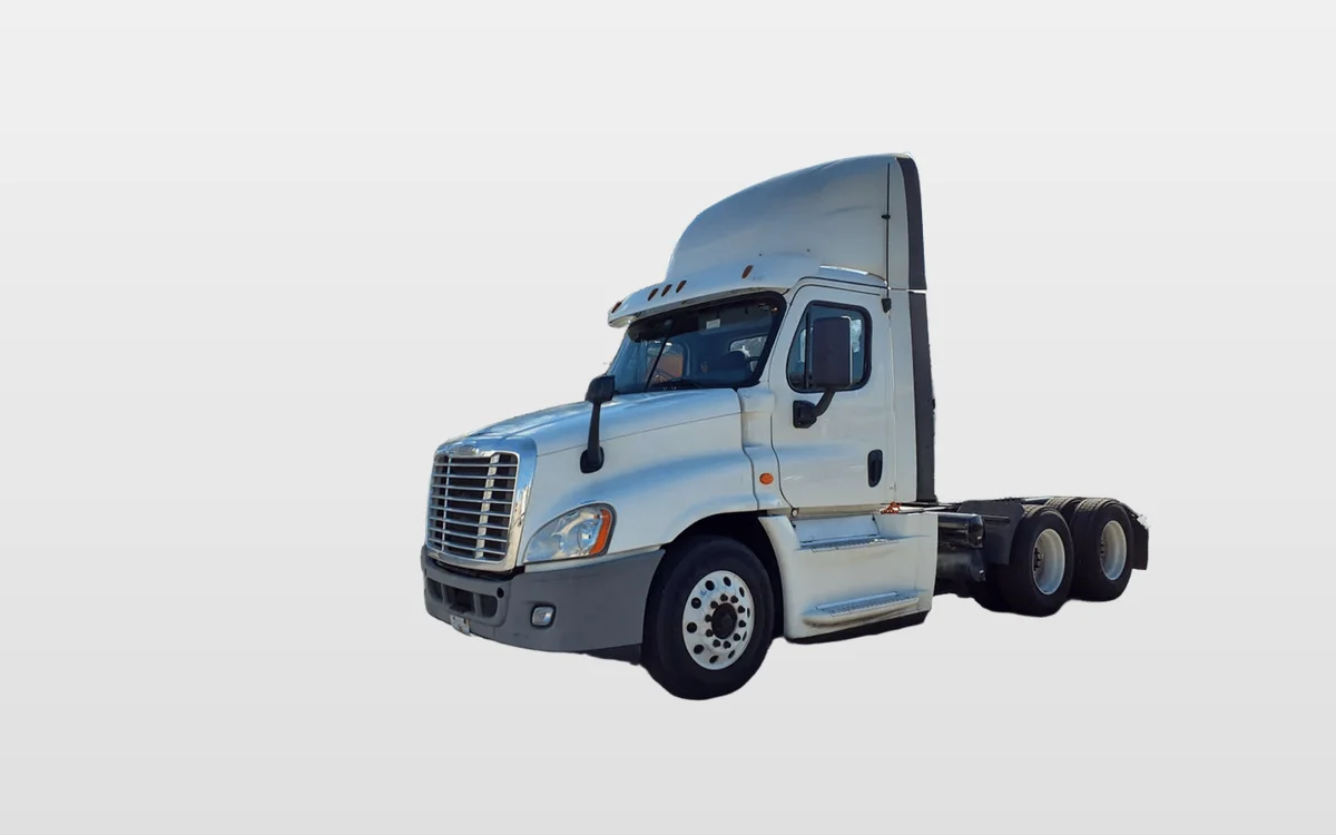2019 Freightliner - image 1