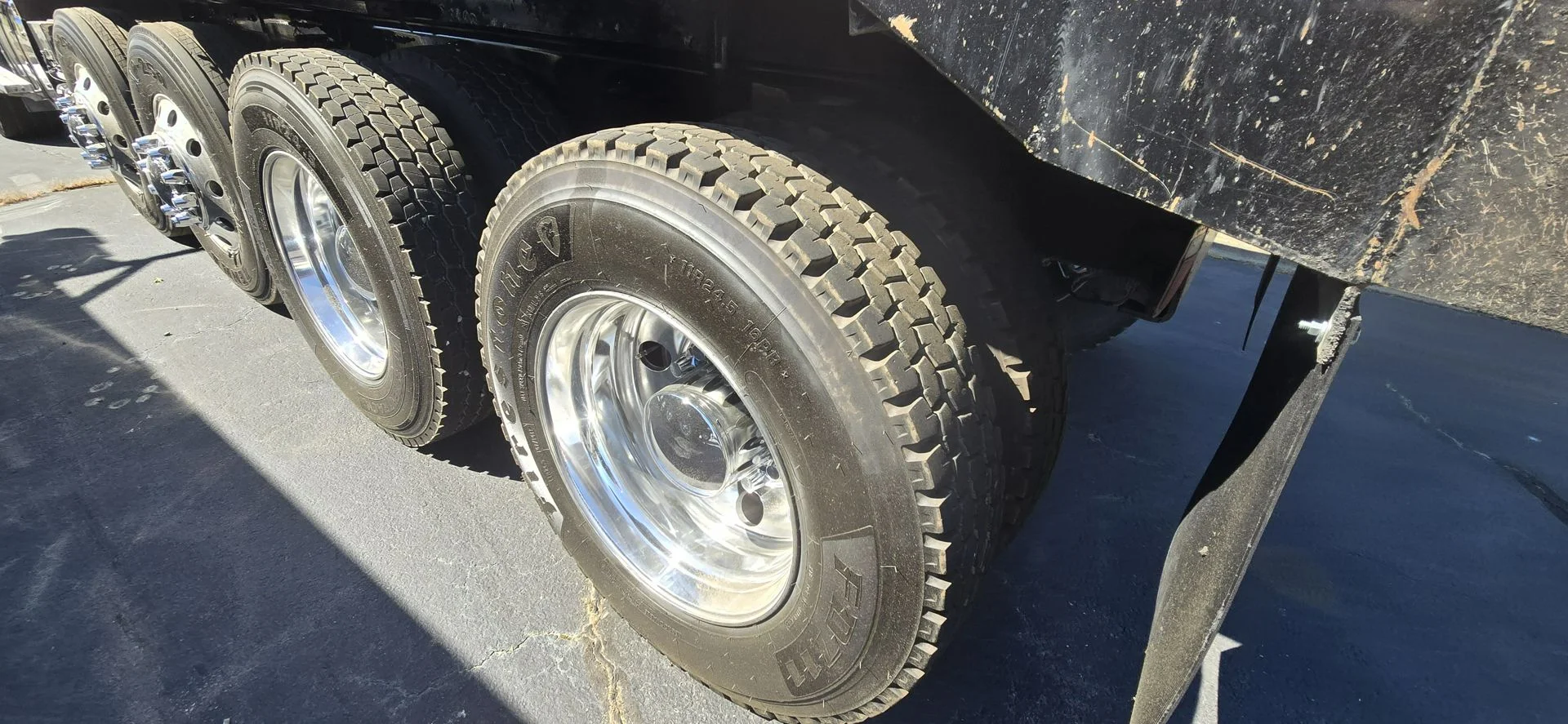 2024 Mack Granite - image 16