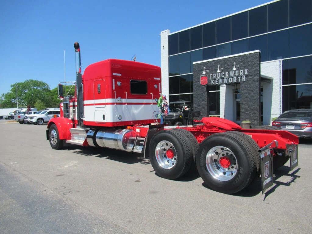 2027 Kenworth W900 in Birmingham, AL — photo 8