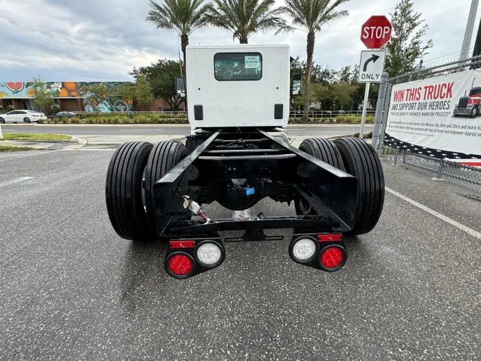 2025 Peterbilt 536 - image 5