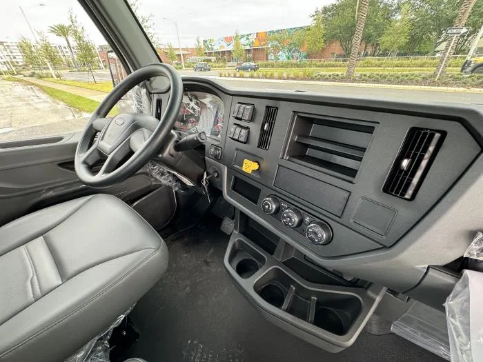 2025 Peterbilt 536 - image 21