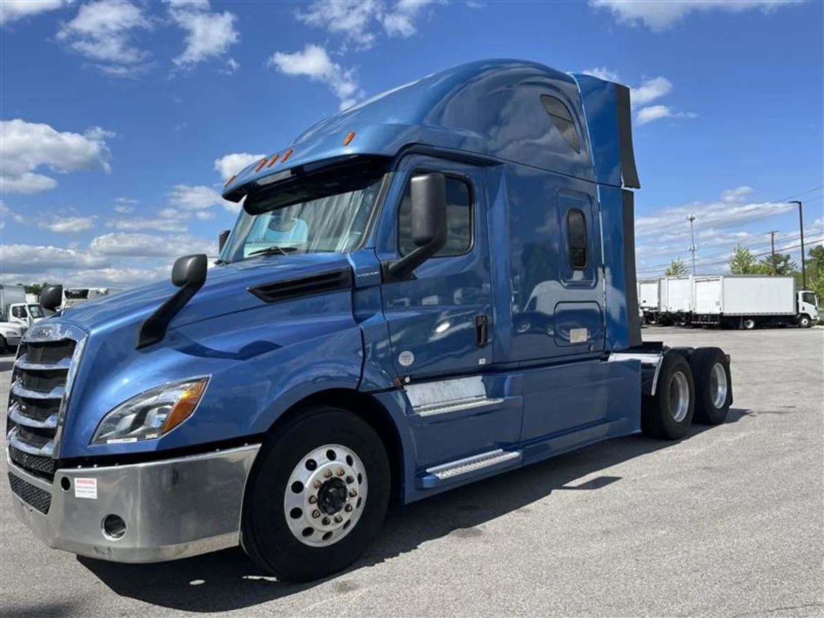 2020 Freightliner Cascadia