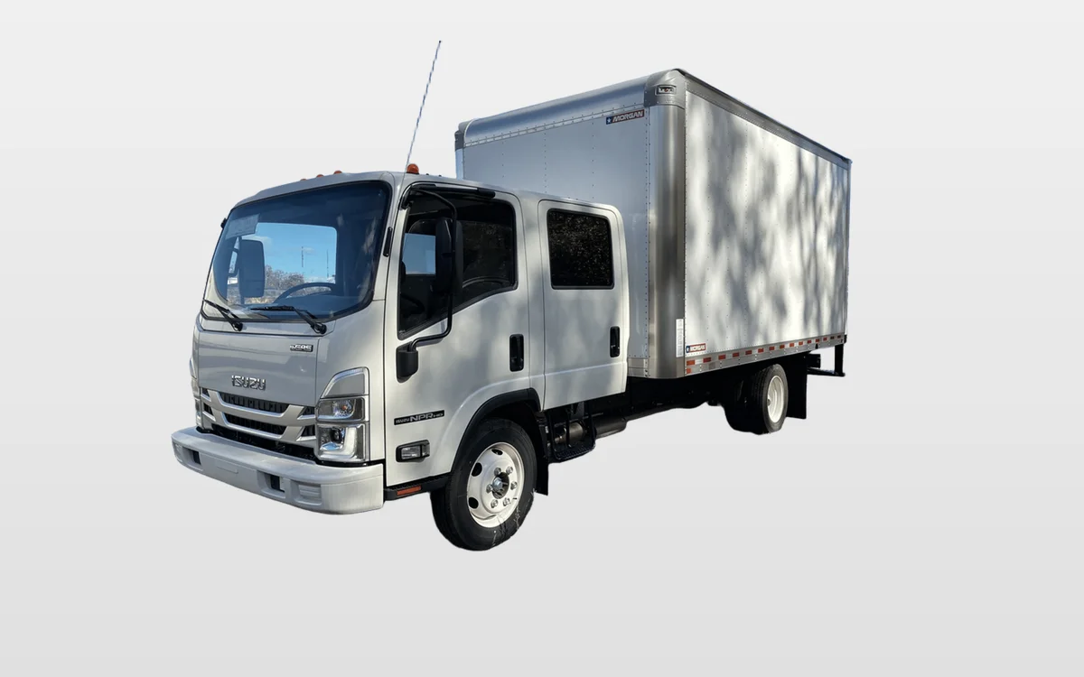 2024 Isuzu - image 1