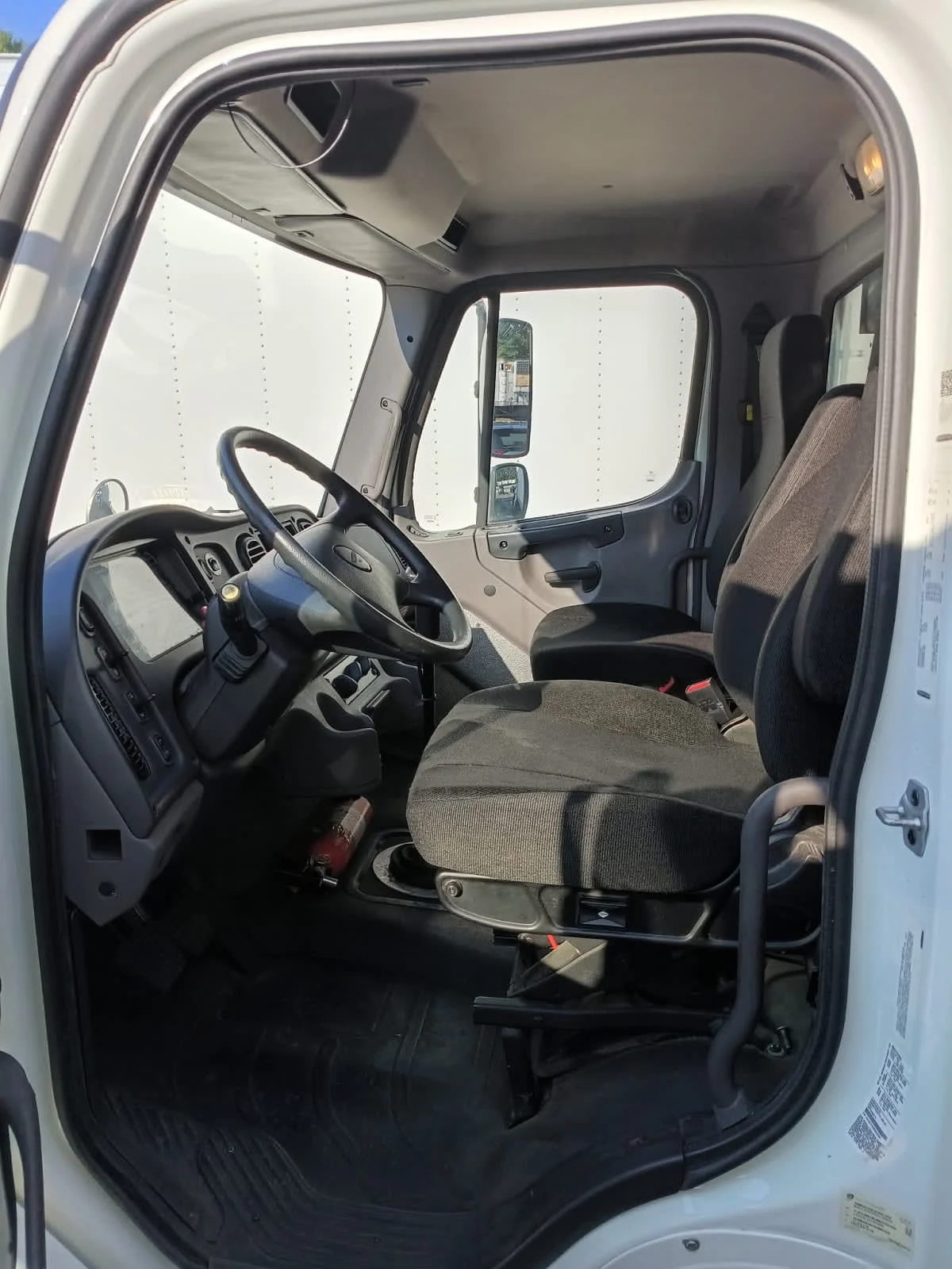 2019 Freightliner M2 106 in Doraville, GA — photo 8