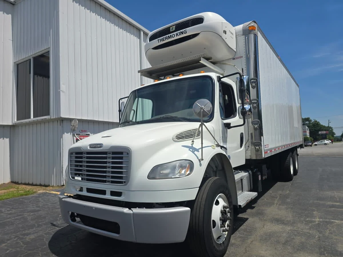 2019 Freightliner M2 106