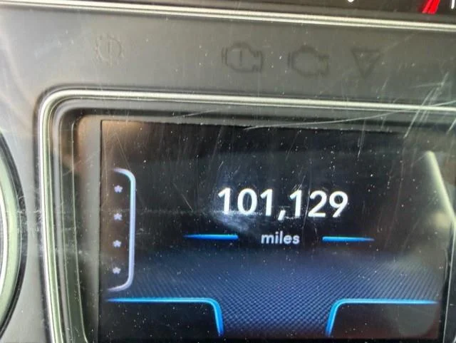 2021 International MV - image 14