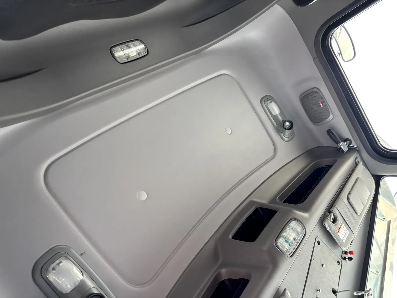 2023 Peterbilt 389 - image 21