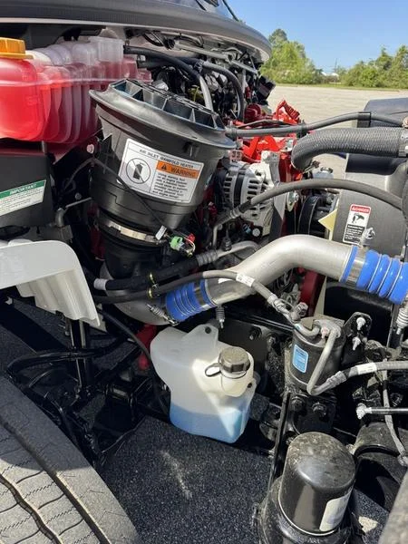 2027 Freightliner M2 106 — photo 5