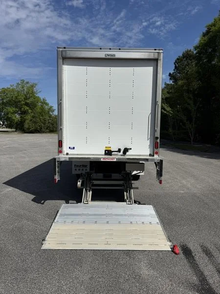2027 Freightliner M2 106 — photo 6