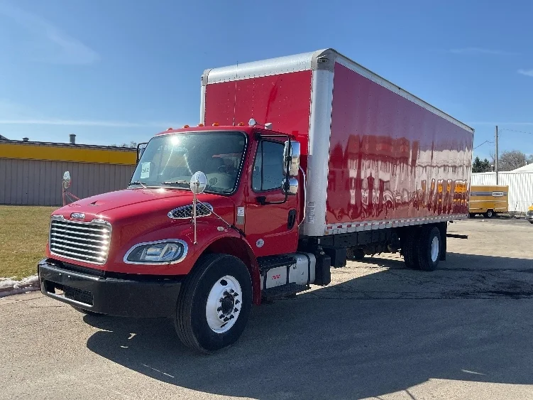 2019 Freightliner M2 106 - image 3