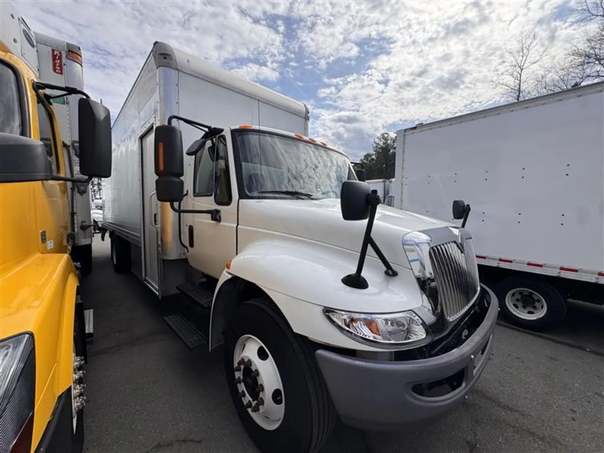 2019 International 4300 in Ashland, VA — photo 3