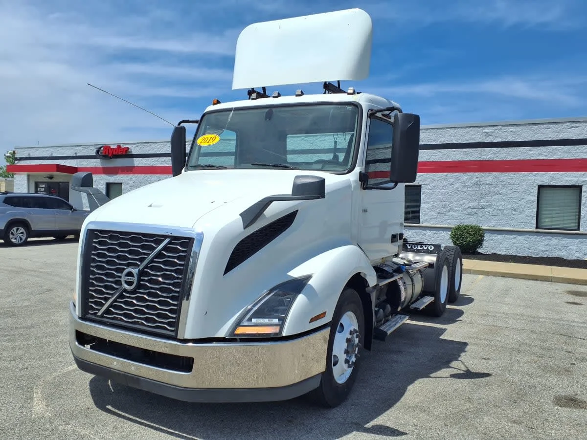 2019 Volvo VNL 860