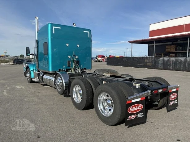 2025 Peterbilt 567 in Idaho Falls, ID — photo 3