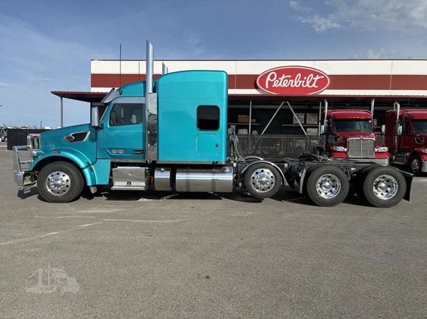 2025 Peterbilt 567 in Idaho Falls, ID — photo 2