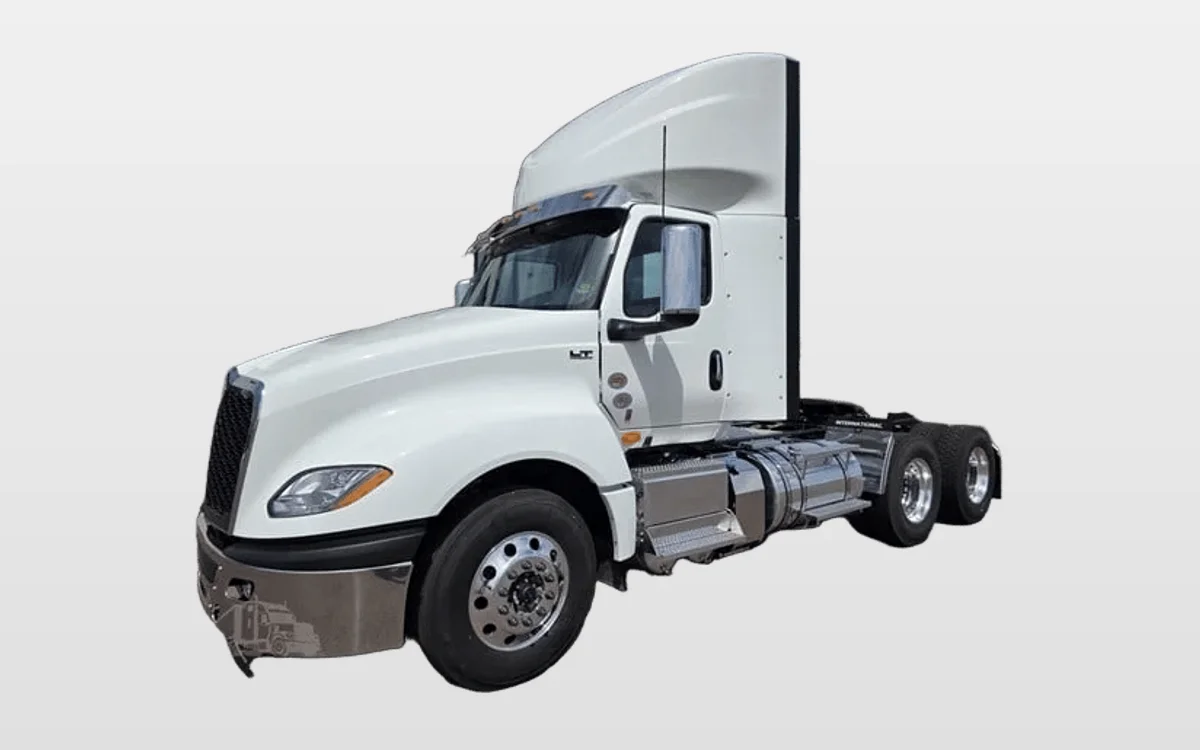 2027 International LT - image 1