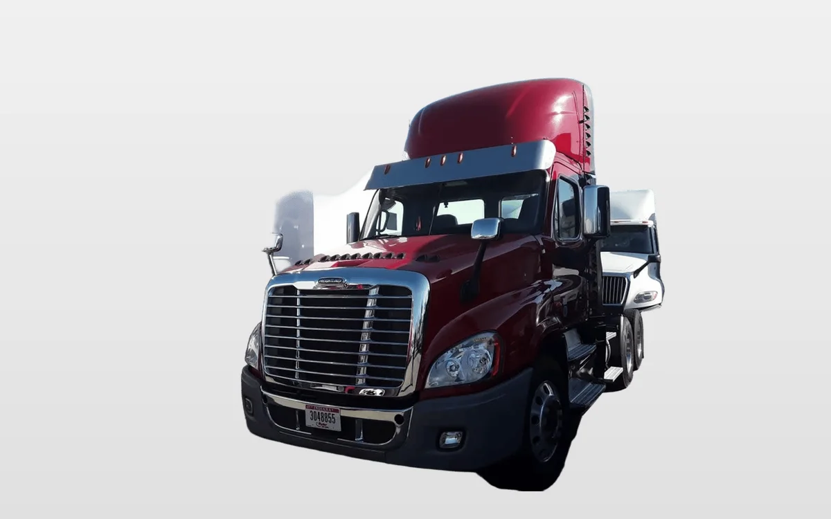 2017 Freightliner Cascadia - image 1