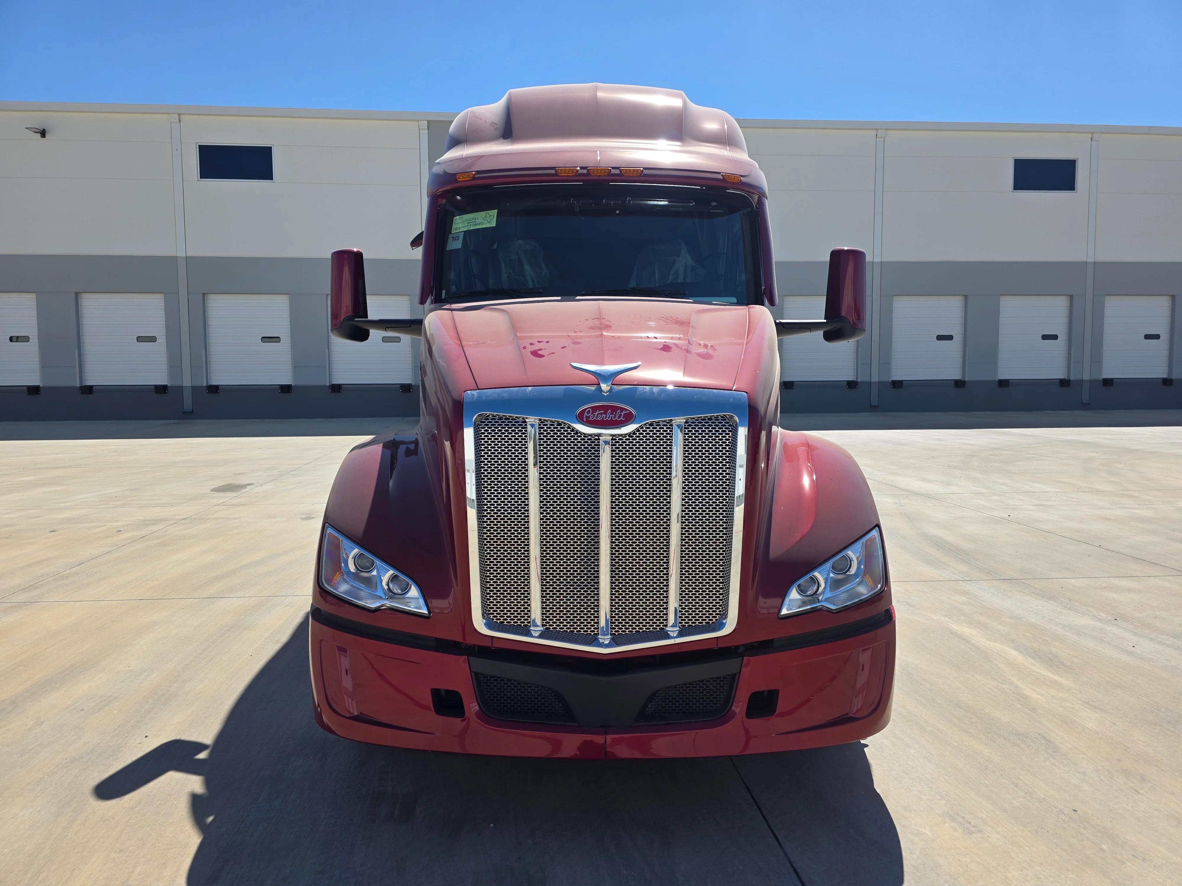 2027 Peterbilt 579 in Cincinnati, OH — photo 8