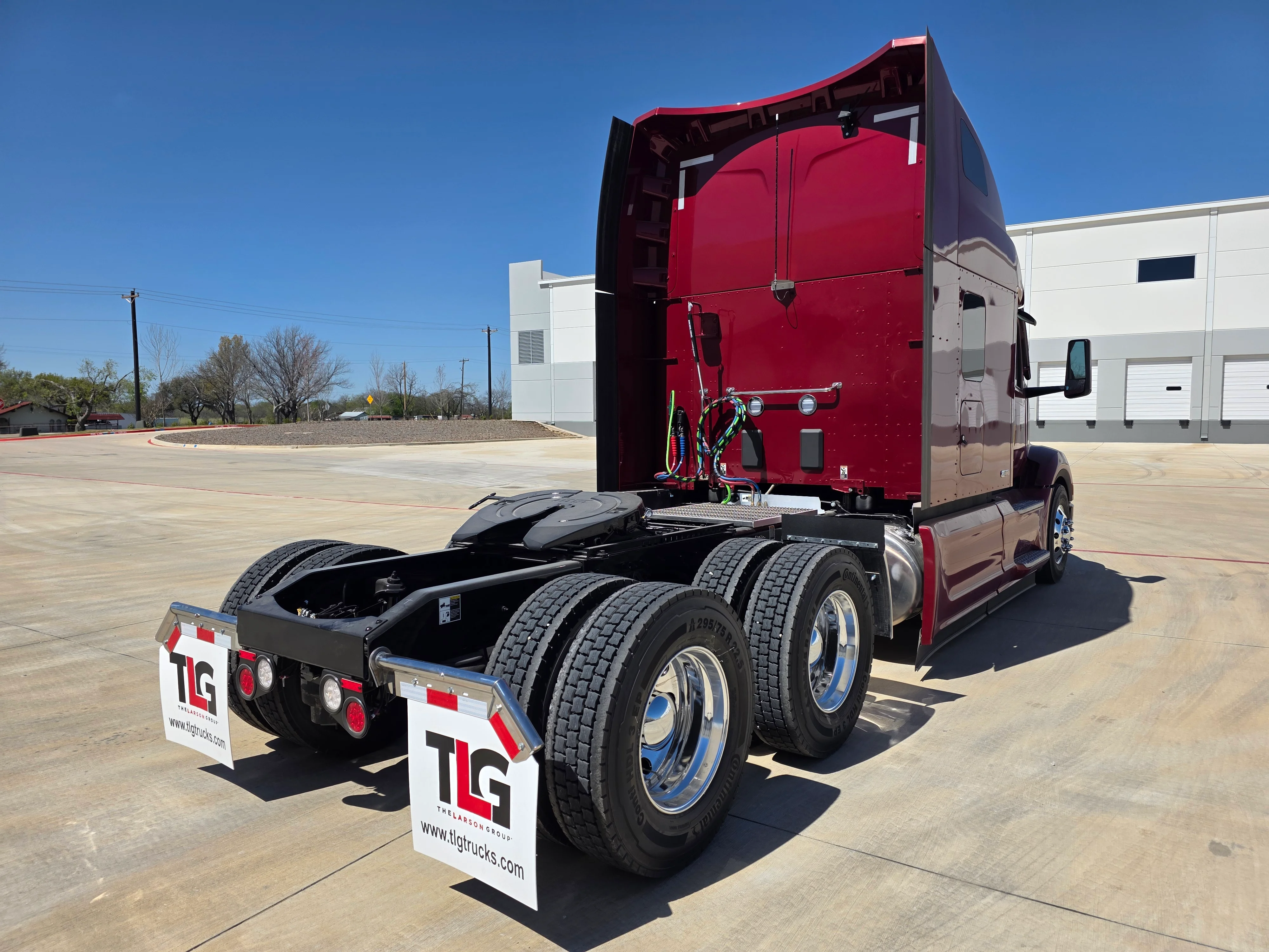 2027 Peterbilt 579 in Cincinnati, OH — photo 5