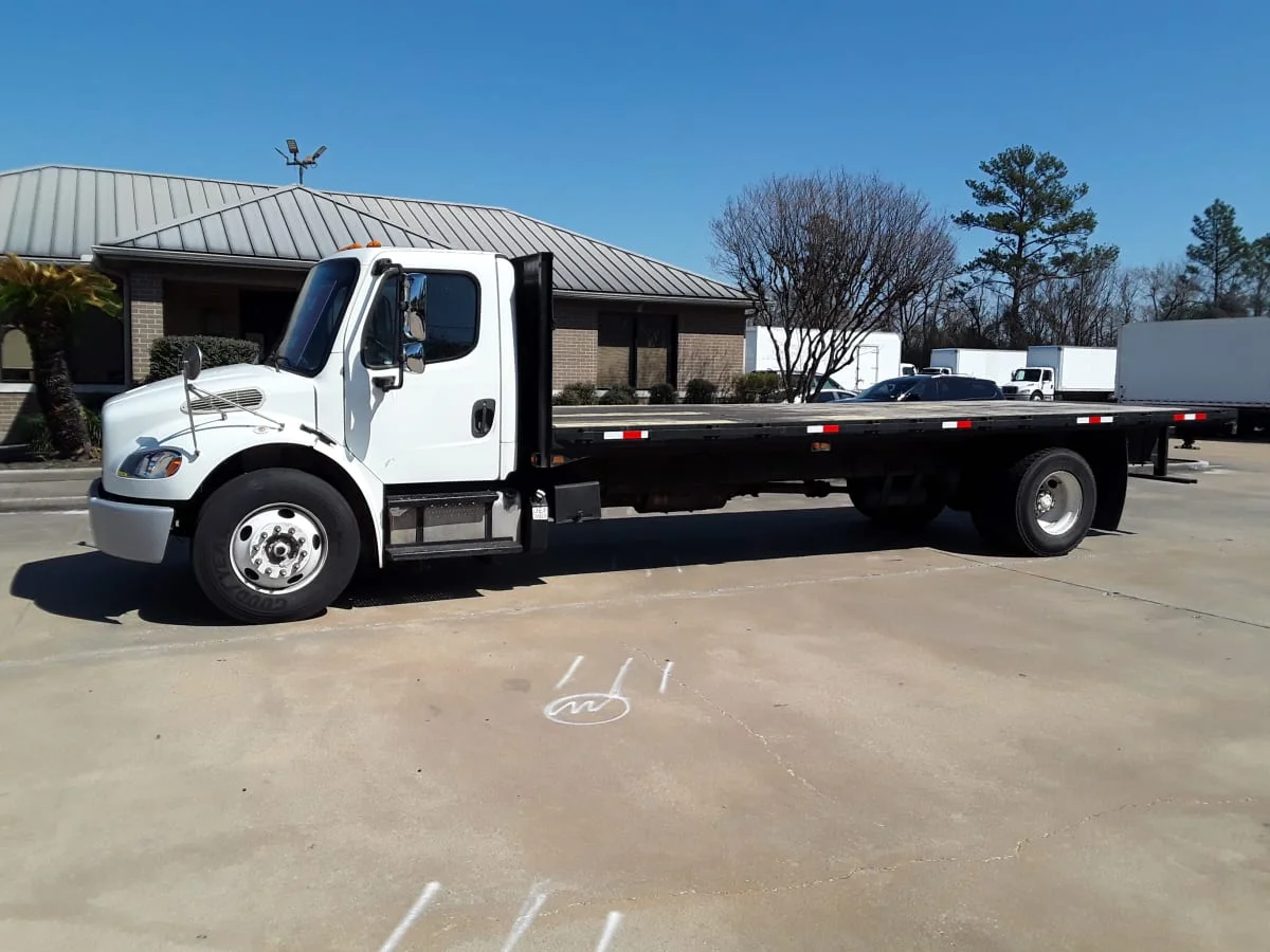 2014 Freightliner M2 106 in Houston, TX