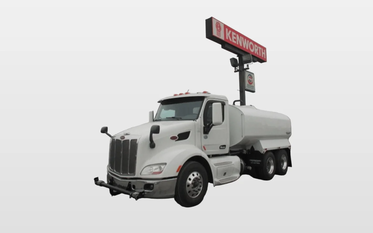2016 Peterbilt - image 1