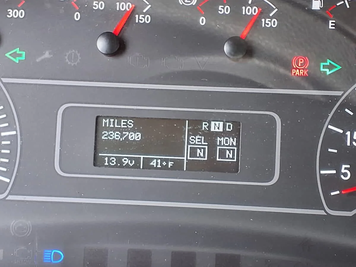 2022 International MV - image 13