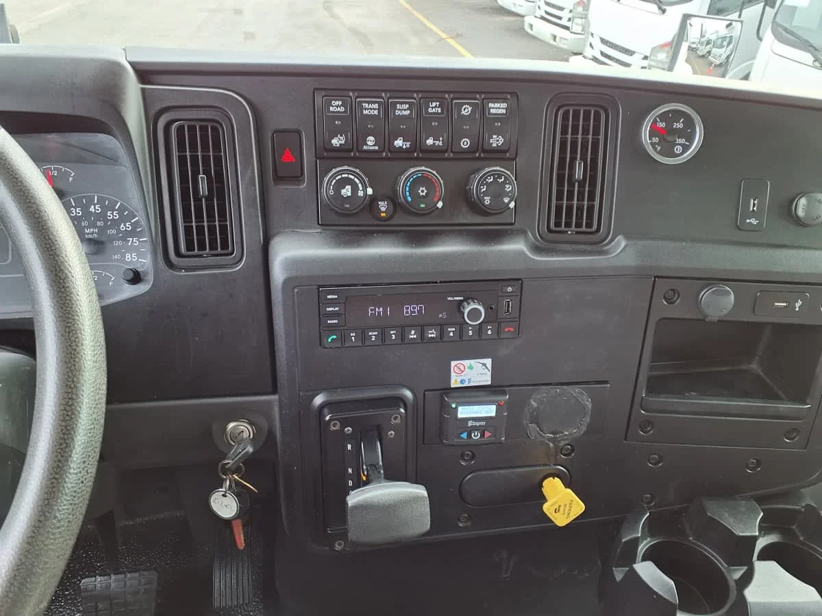 2022 International MV in Salisbury, MA — photo 11