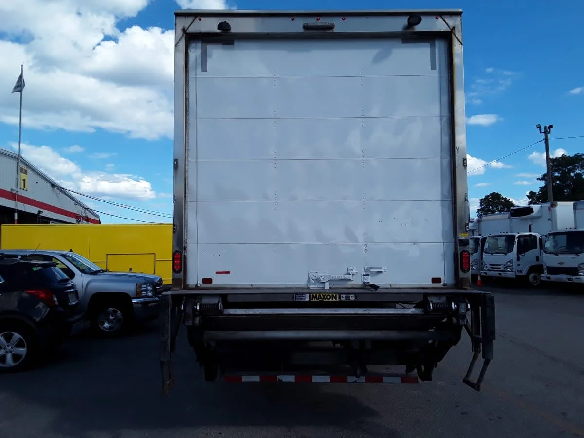 2020 Freightliner M2 106 - image 5