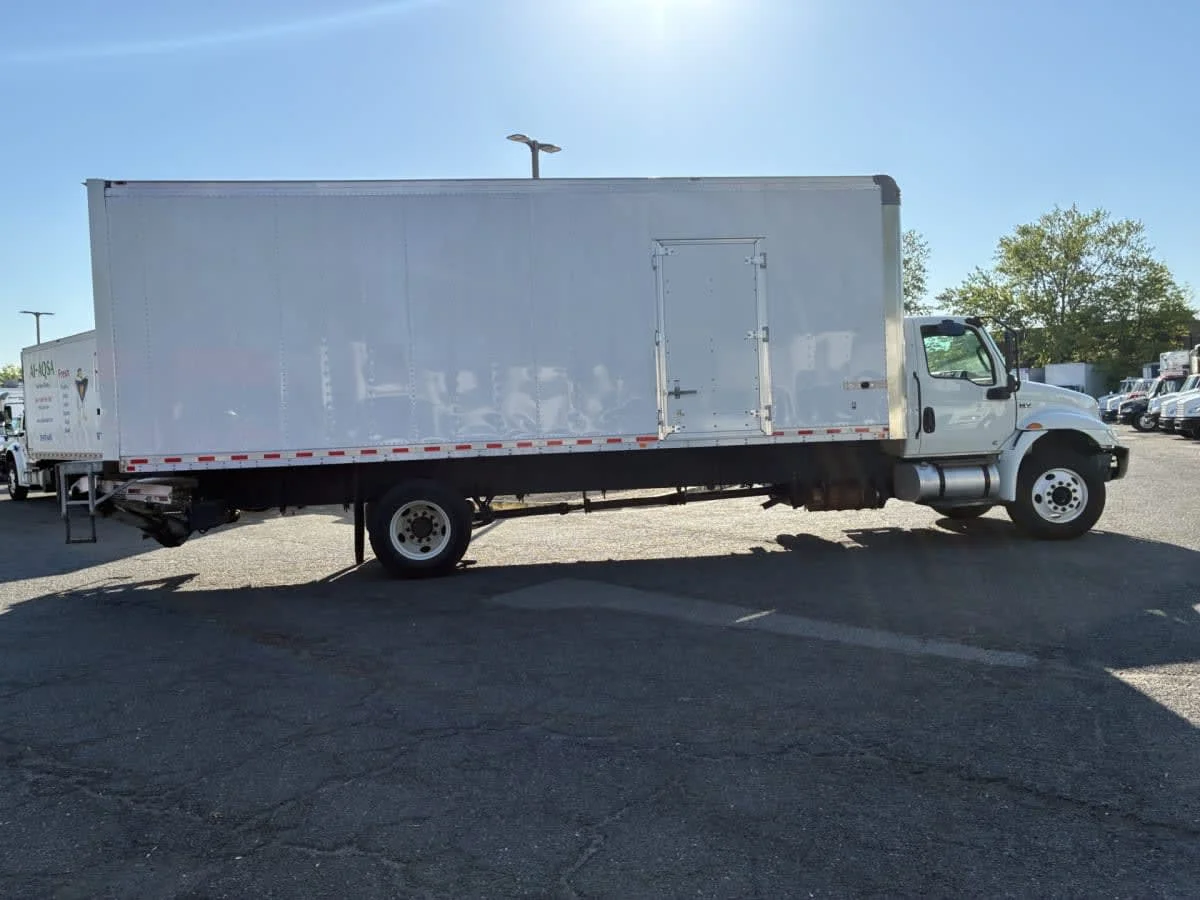 2020 International MV in Newark, NJ — photo 10