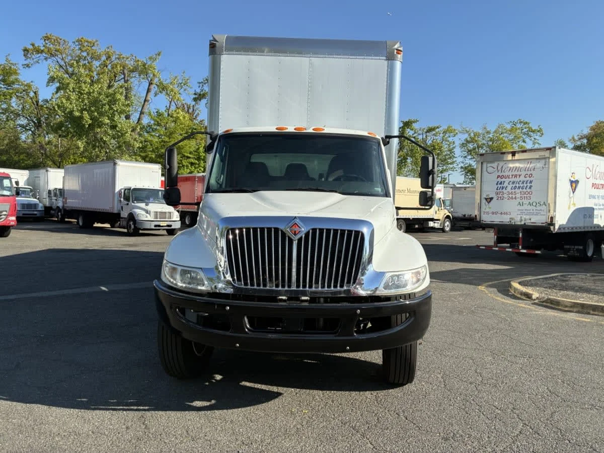 2020 International MV in Newark, NJ — photo 2