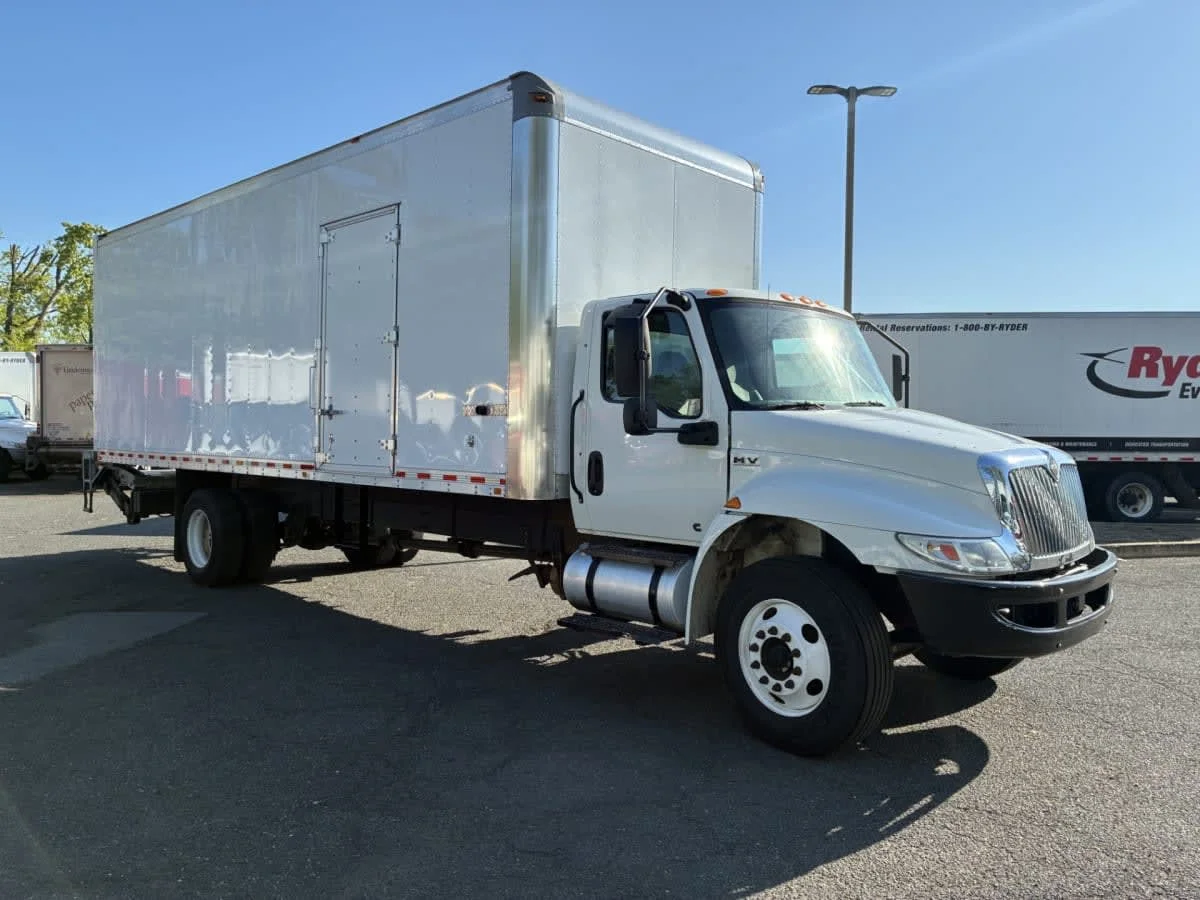 2020 International MV in Newark, NJ