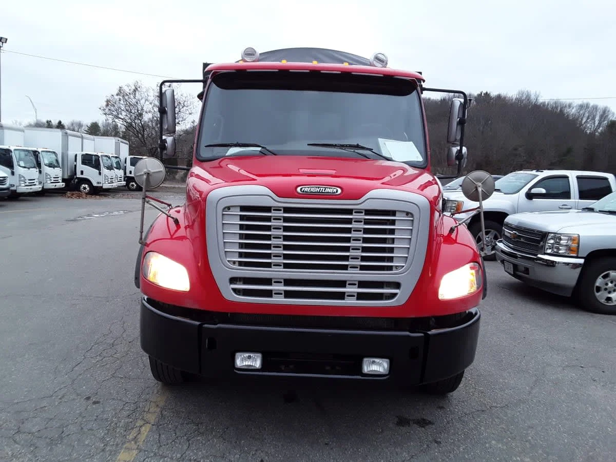 2018 Freightliner M2 112 - image 2