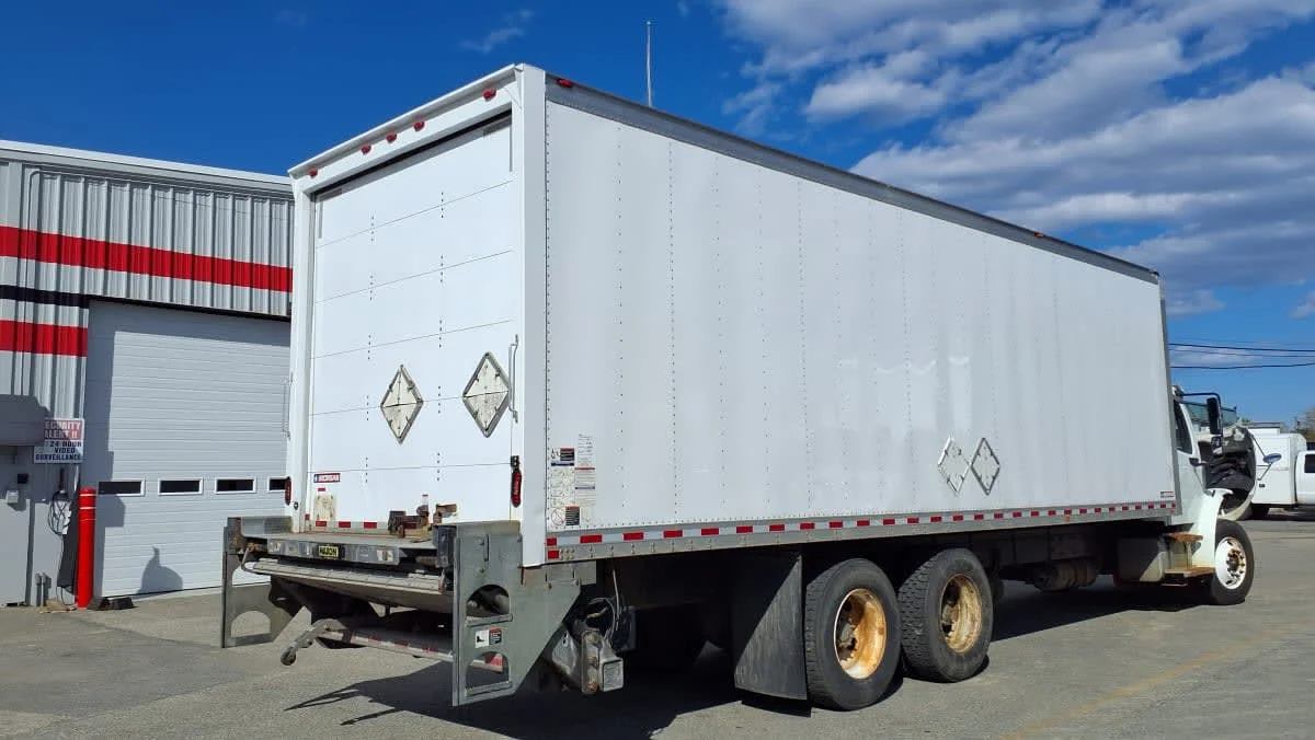 2019 Freightliner M2 106 in Salisbury, MA — photo 4