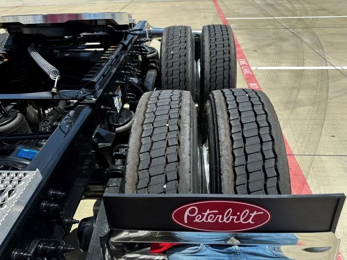 2026 Peterbilt 589 in Albuquerque, NM — photo 12