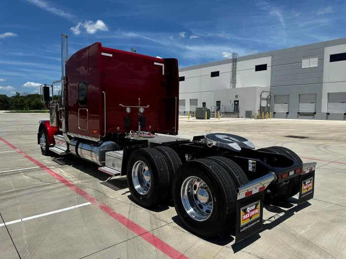 2026 Peterbilt 589 in Albuquerque, NM — photo 8