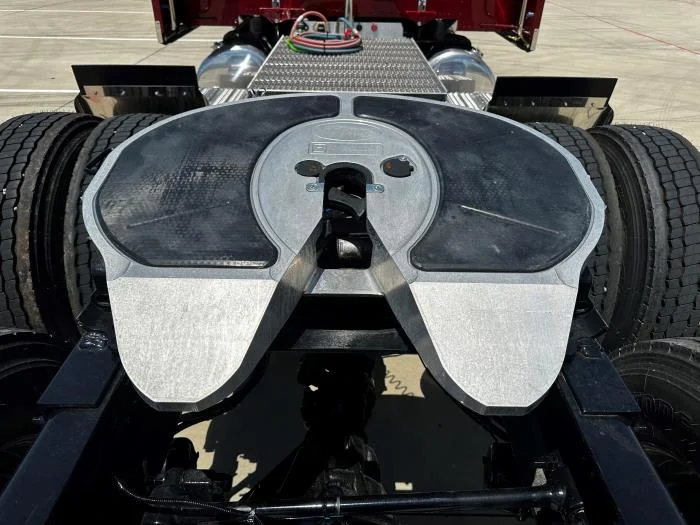 2026 Peterbilt 589 in Albuquerque, NM — photo 13