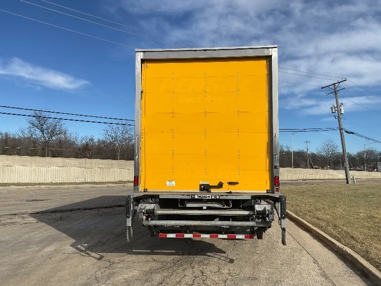 2022 Freightliner M2 106 - image 7