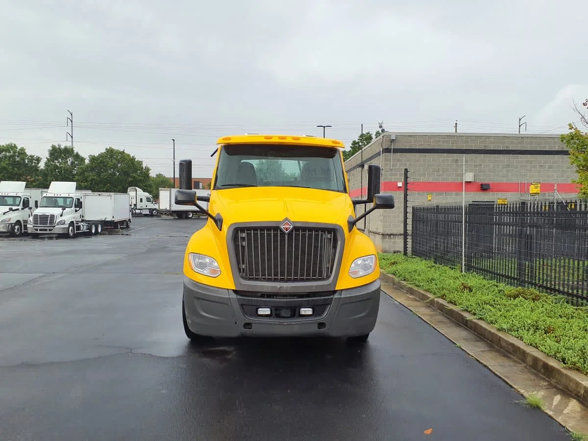 2020 International LT in Atlanta, GA — photo 2