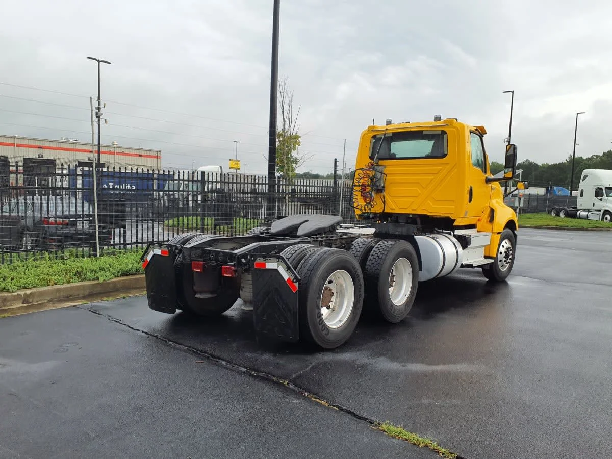 2020 International LT in Atlanta, GA — photo 4