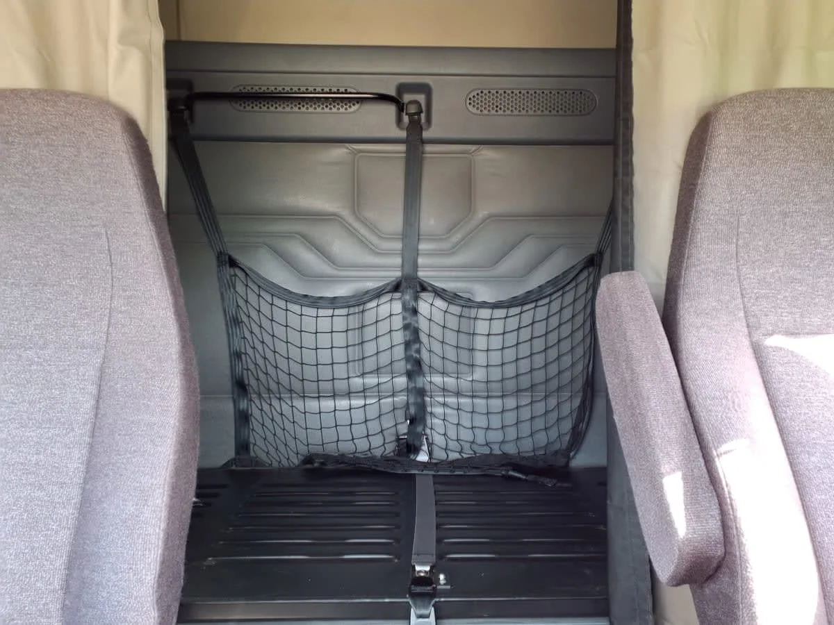 2020 Freightliner Cascadia in Houston, TX — photo 8