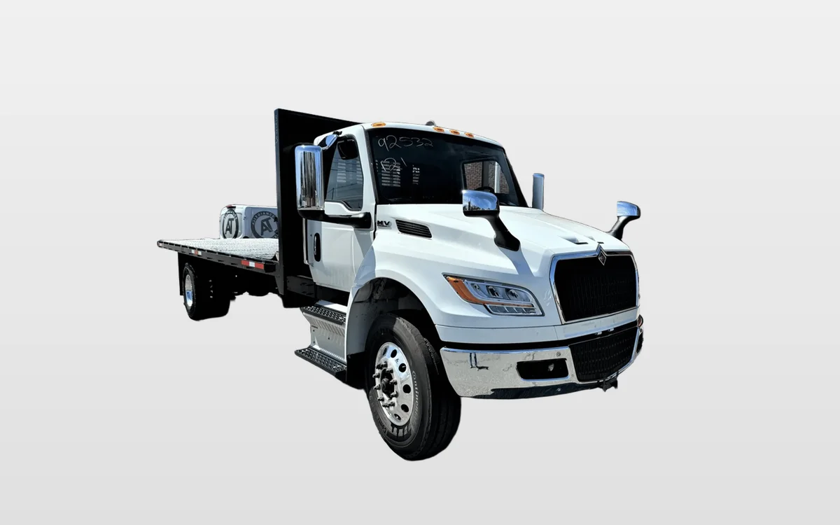 2025 International MV - image 1