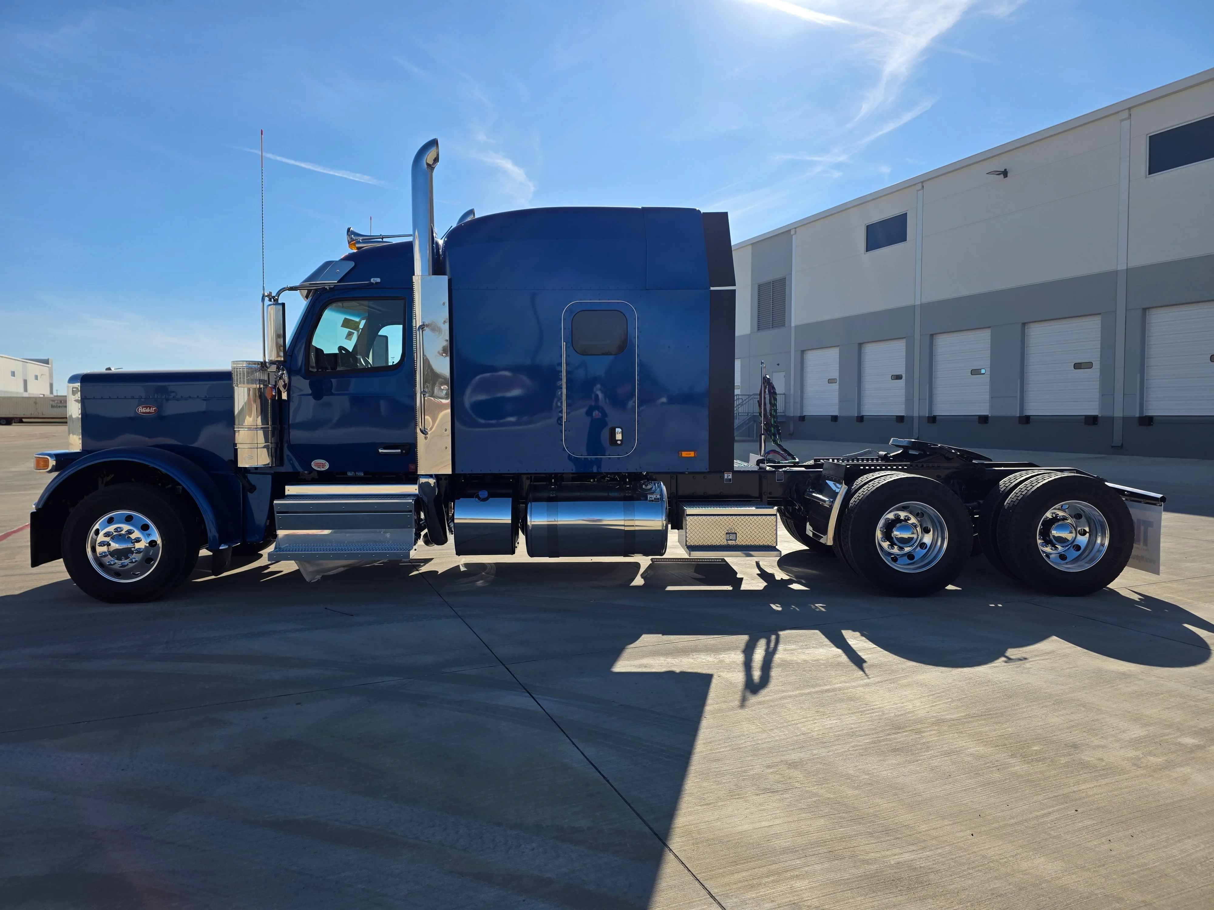 2027 Peterbilt 589 in Hattiesburg, MS — photo 2