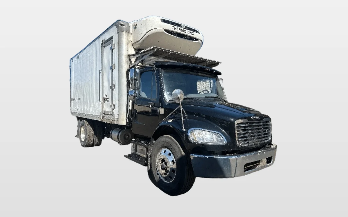 2019 Freightliner M2 106 - image 1
