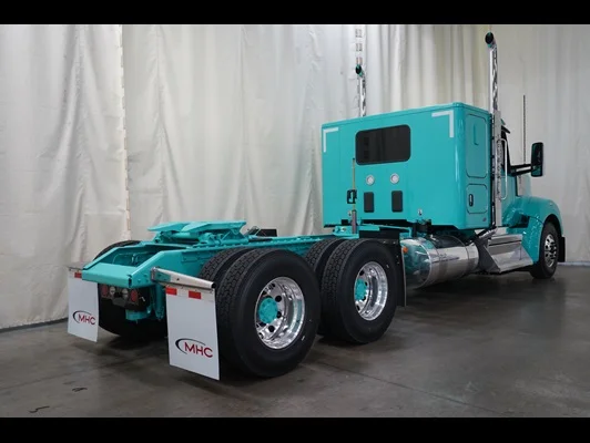 2027 Kenworth W990 in Joplin, MO — photo 4